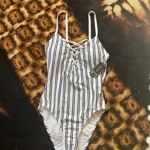 NWT Nautica swimsuit